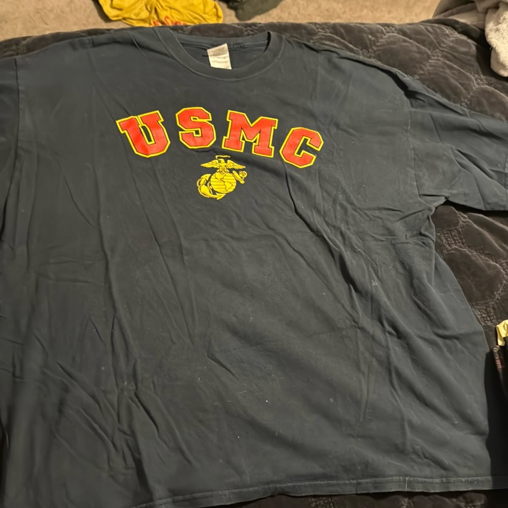 USMC black T-shirt, size XXL.